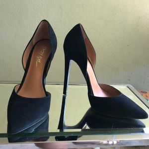 Nasty Gal Pointy Suede Leather Flat Black Heels